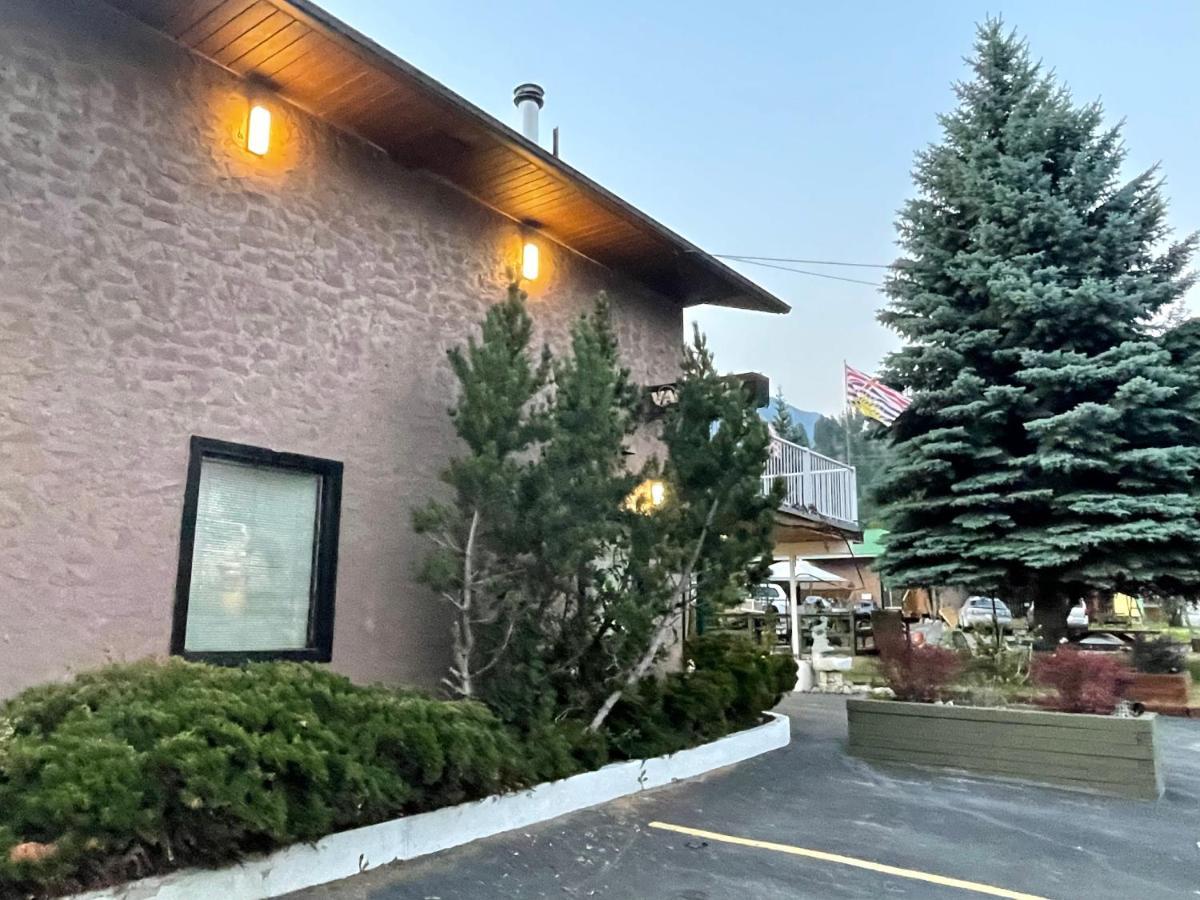 Destination Inn 래디움핫스프링스 외부 사진