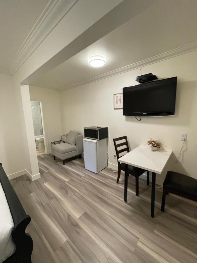 Destination Inn 래디움핫스프링스 외부 사진